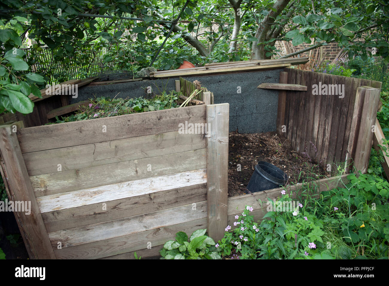 Compost bin in allotment Stock Photo Alamy