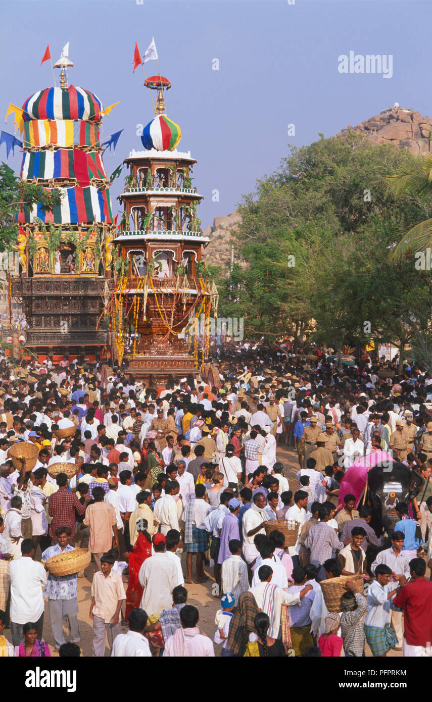India, Karnataka, Hampi, Bazaar Street, chariot festival in bustling