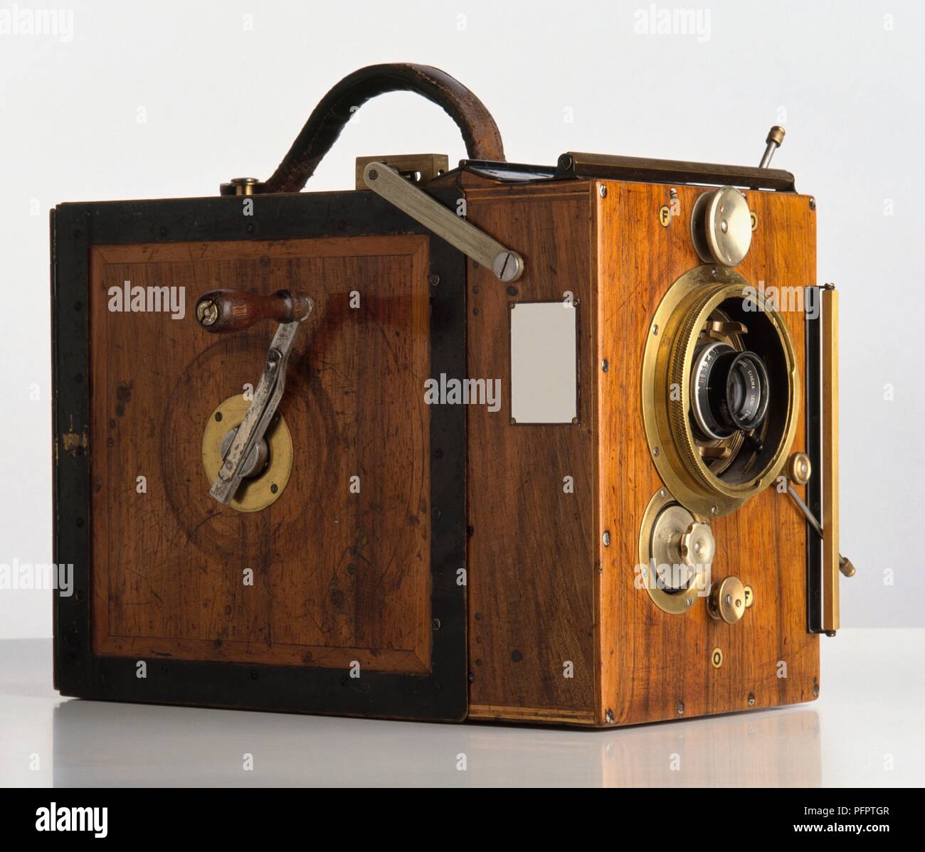 20th century camera hi-res stock photography and images - Alamy