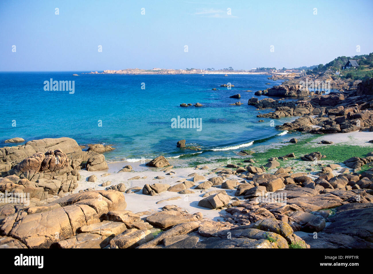 Clear sea water on rocky hi-res stock photography and images - Alamy