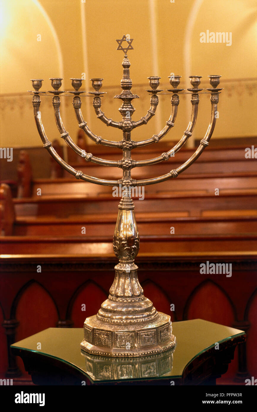 Australia, Sydney, Great Synagogue, menorah Stock Photo Alamy