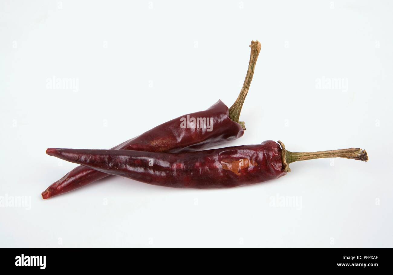 Dried chilli cut out hi-res stock photography and images - Alamy