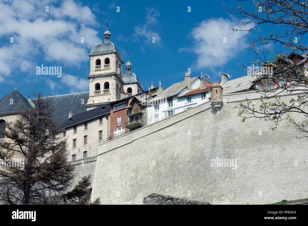 France, Cite Vauban, Collegiale Notre Dame, 18th century church and buildings in walled city Stock Photo