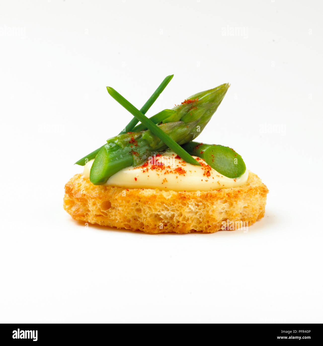 Asparagus croute with lemon hollandaise Stock Photo Alamy