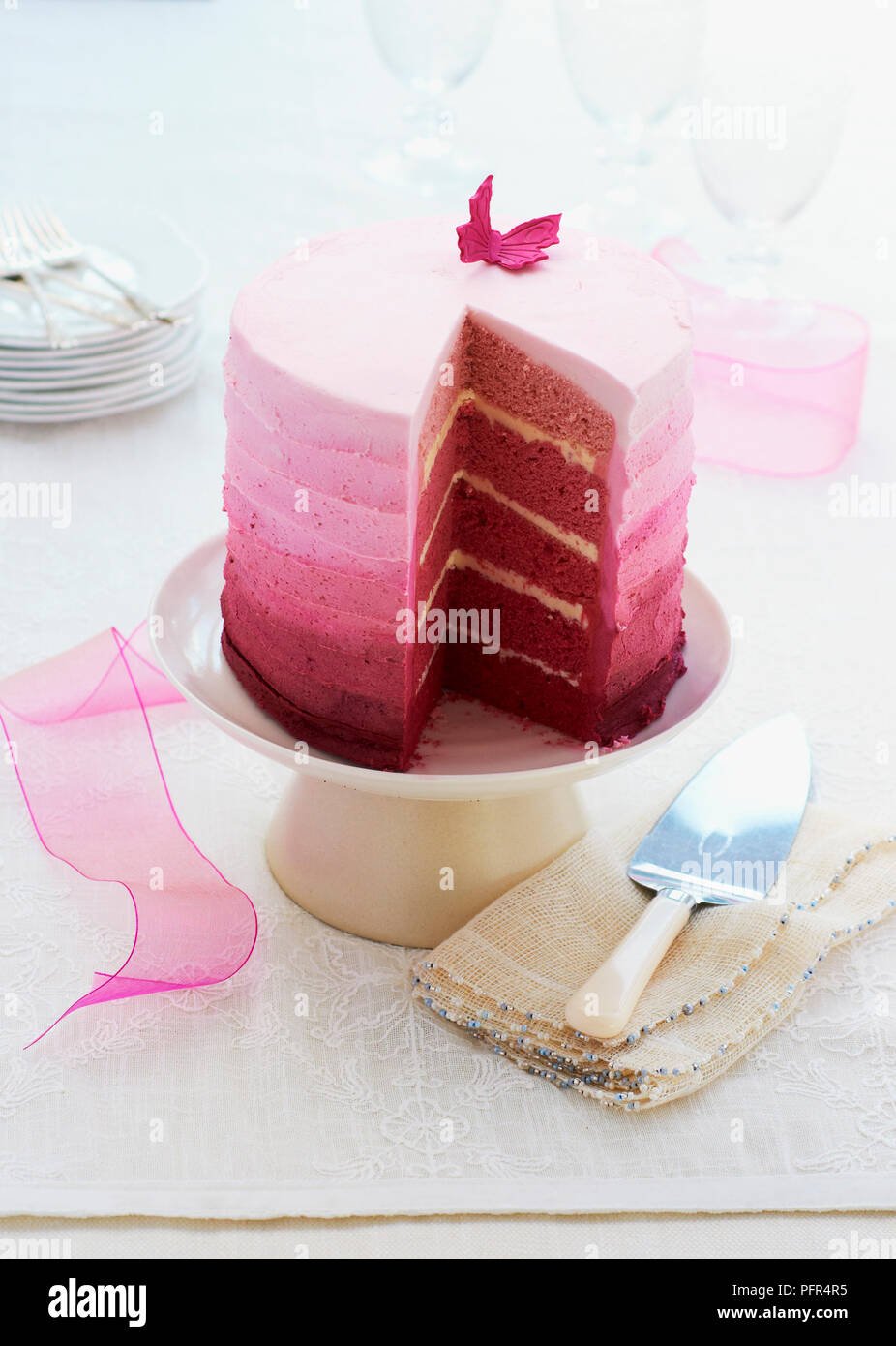 Shaded cake hi-res stock photography and images - Alamy
