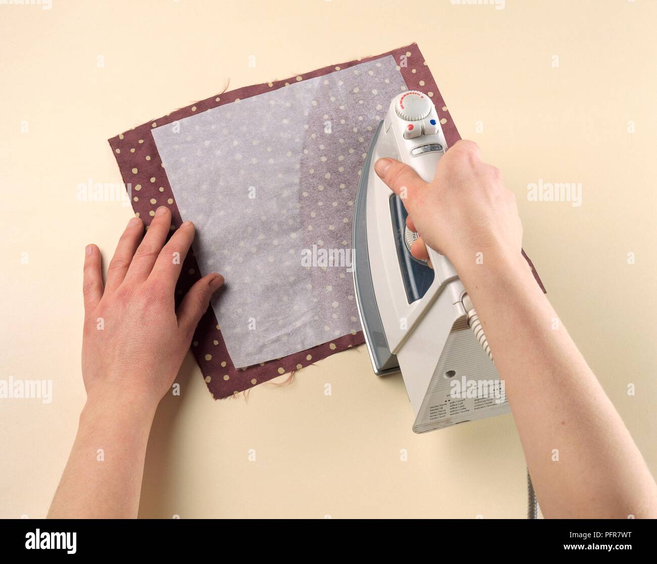 Adhesive backing hires stock photography and images Alamy