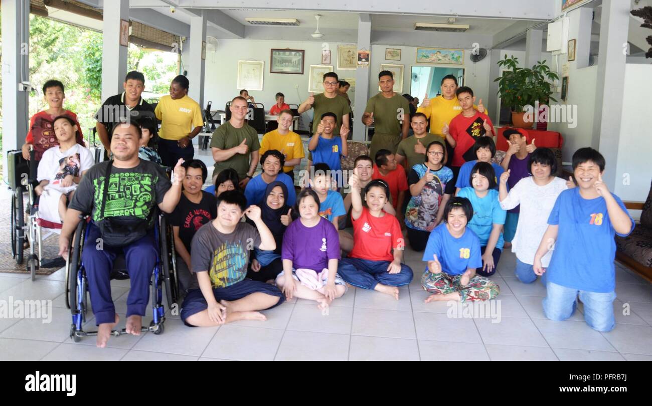 KOTA KINABALU, Malaysia (May 24, 2018) Sailors and Marines visited the