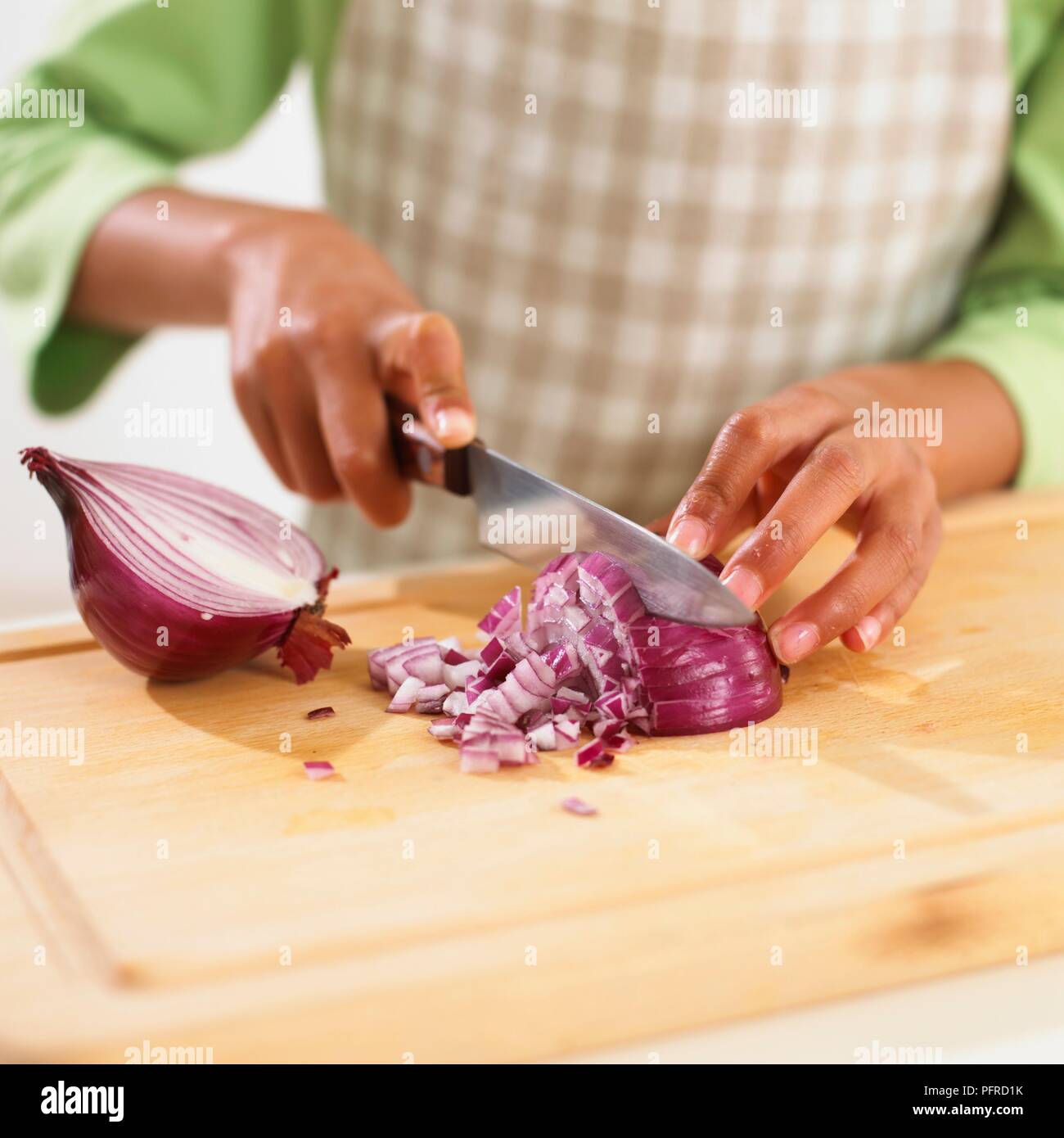 Close up shot hands chefs hi-res stock photography and images - Alamy
