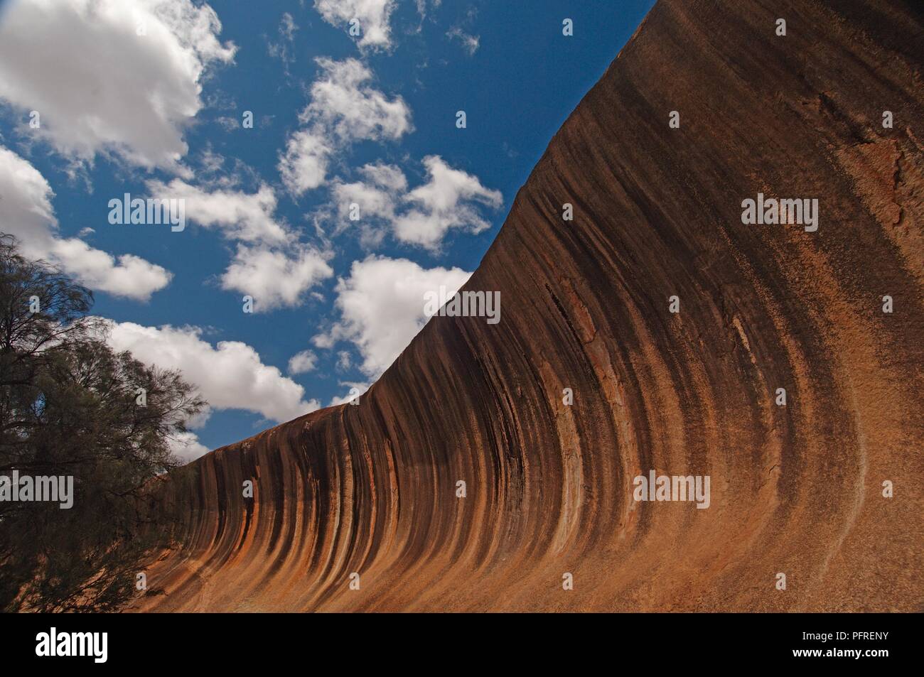 Wave rock hyden natural granite hi-res stock photography and images - Alamy