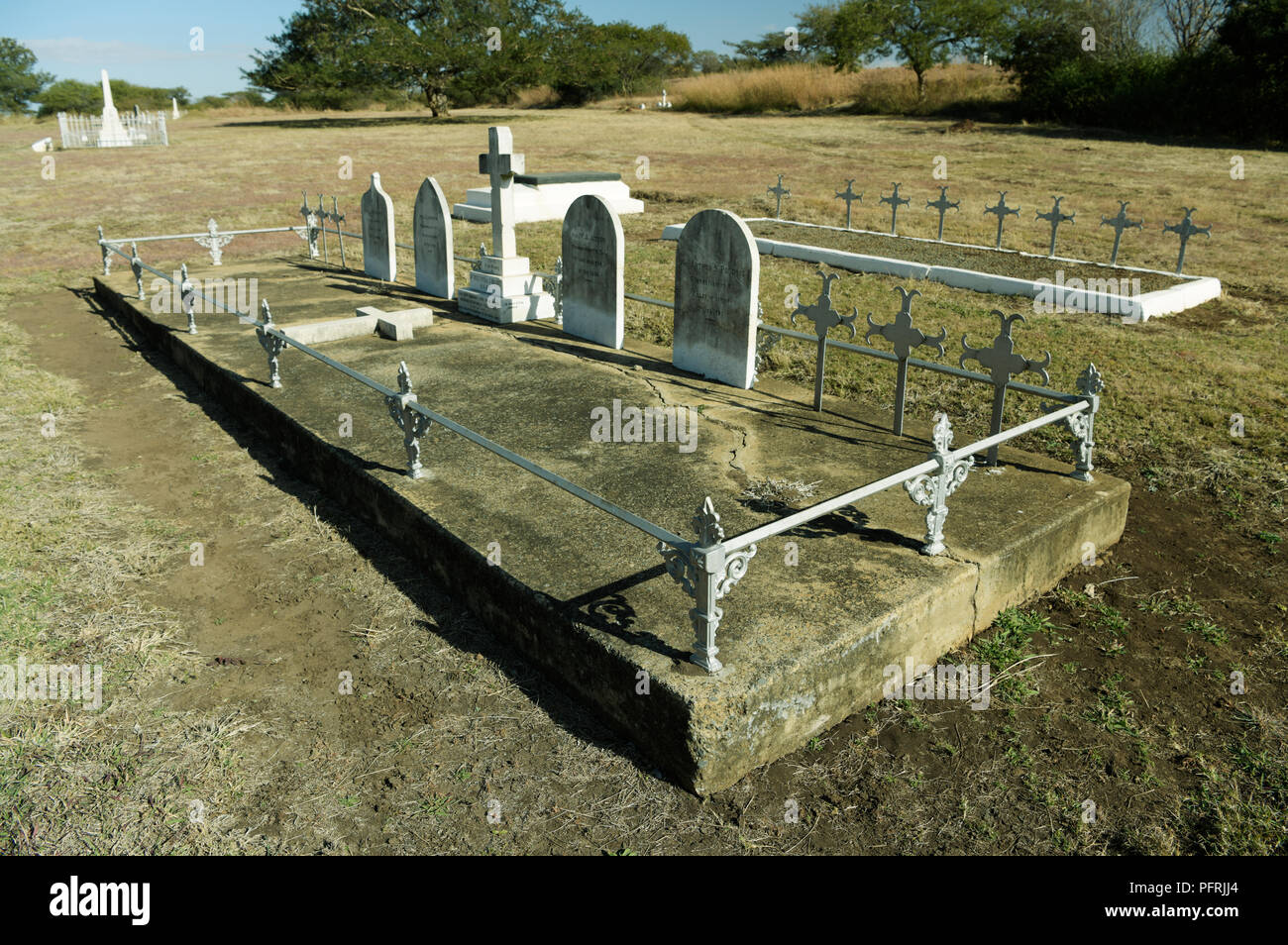 Grave markers for members of Thorneycrofts Mounted Infantry killed in action 15 Dec 1899 at Battle of Colenso, Colony of Natal, South Africa Stock Photo