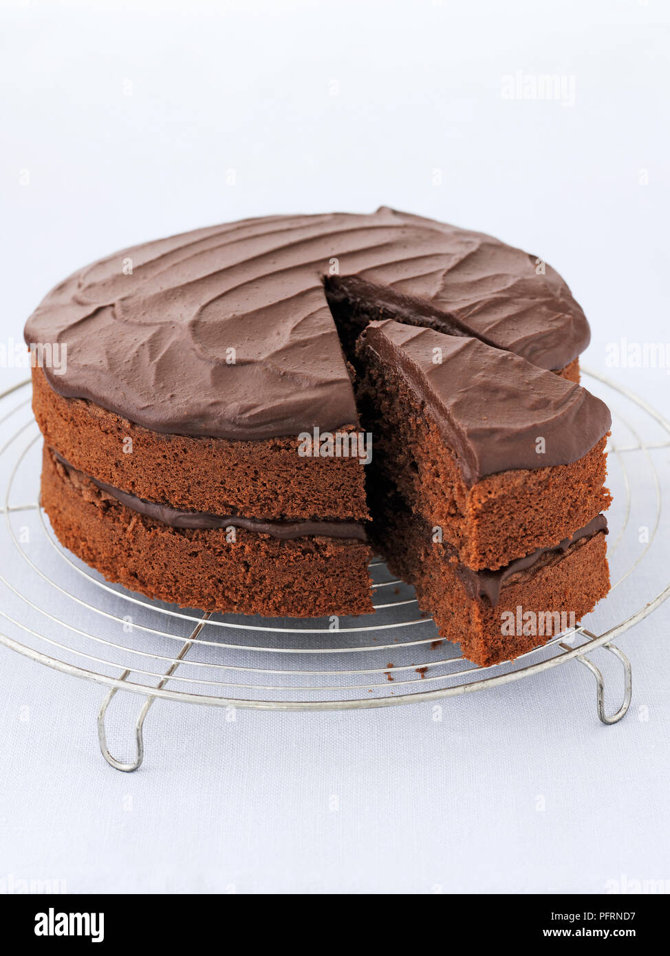 Sponge Cake Rack Sponge cake wire rack hi-res stock photography and images - Alamy