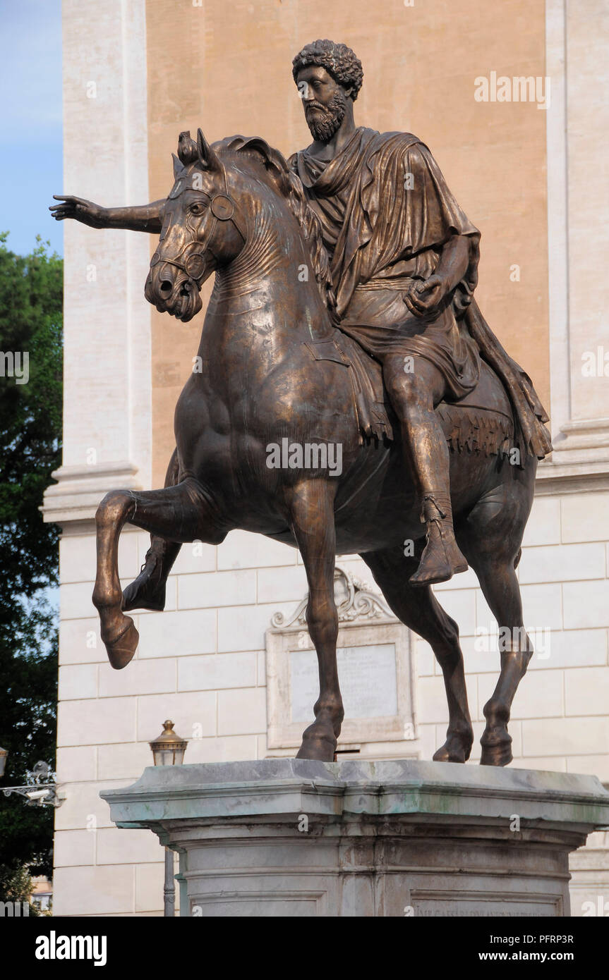 Italy, Rome, Capitoline Hill, Piazza del Campidoglio, equestrian statue of Marcus Aurelius Stock Photo