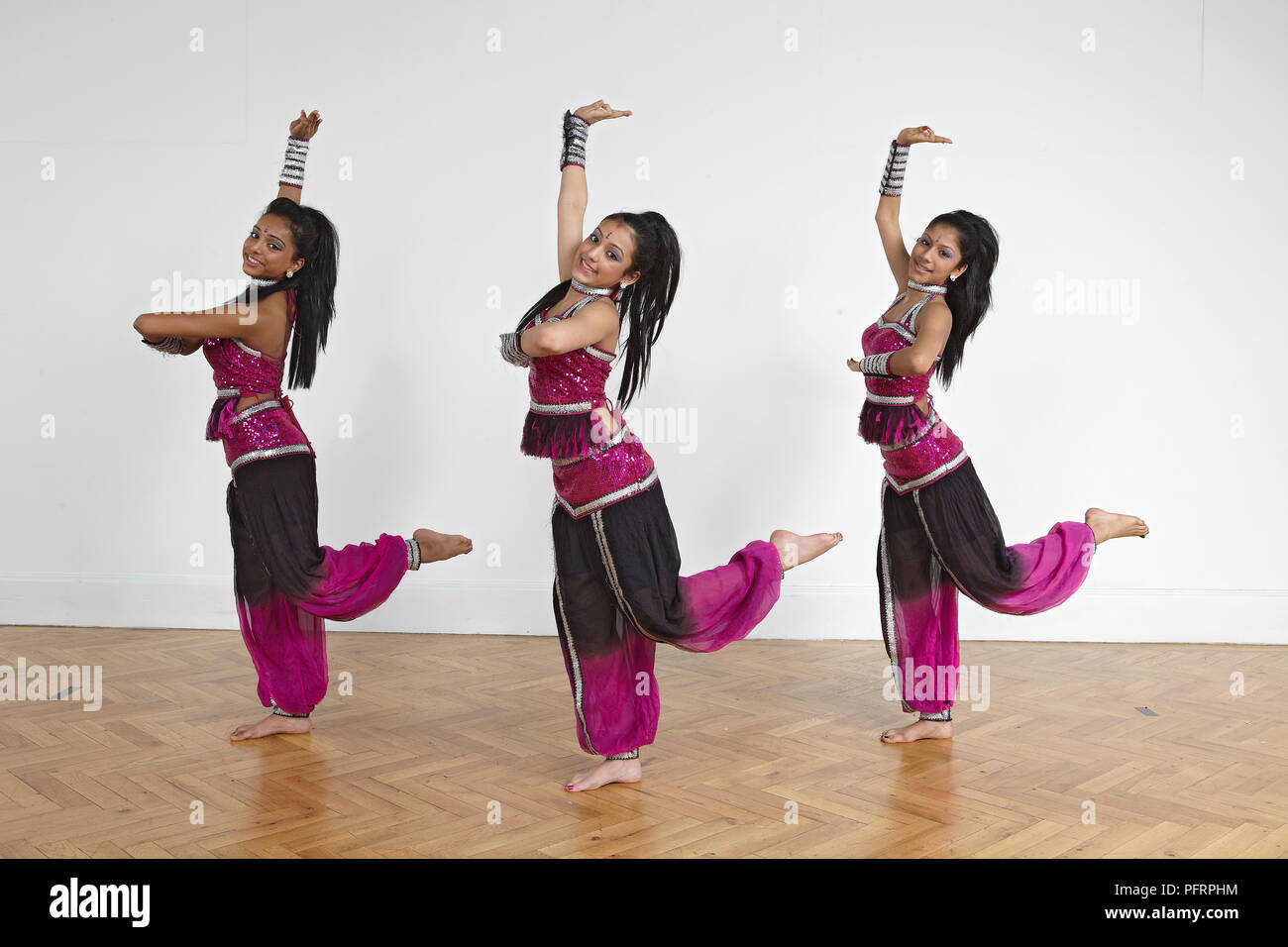 INDIAN DANCE | Indian dancer of Sri Devi Nrithyalaya - Chenn… | Flickr
