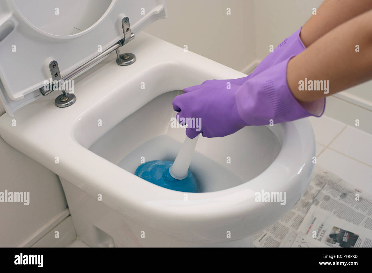 purple washing up gloves