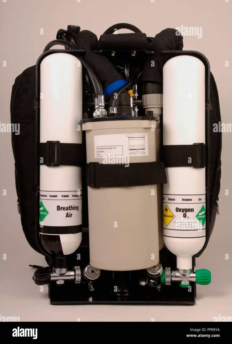 Aqualung hi-res stock photography and images - Alamy