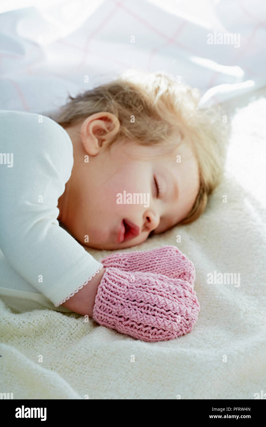 baby bedtime mittens