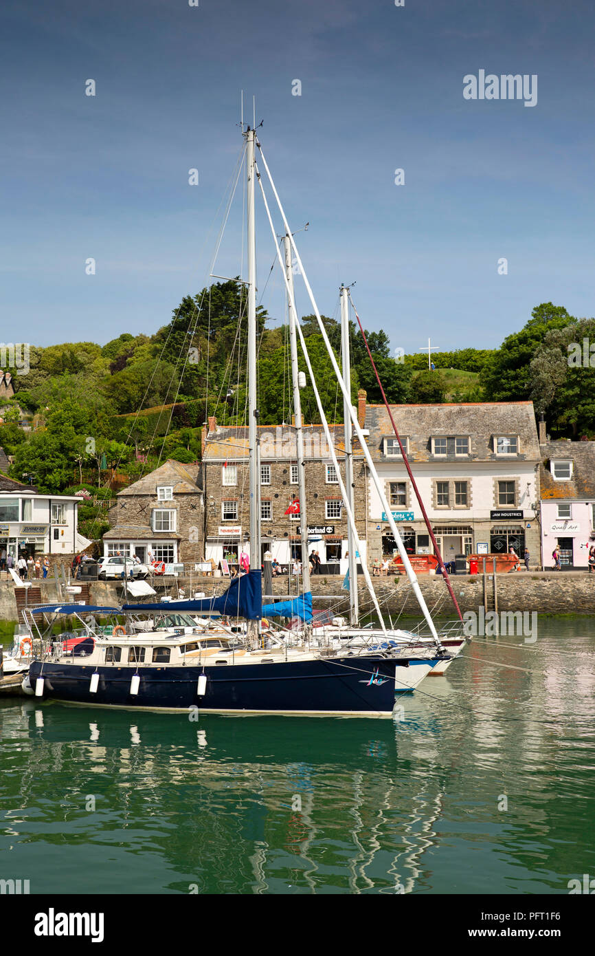 UK, Cornwall, Padstow, boats moored in inner harbour Stock Photo