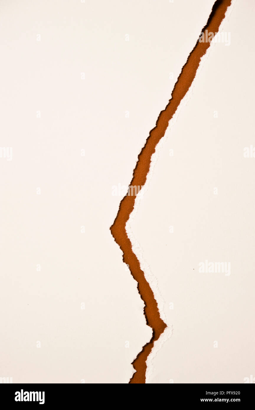 paper that has been ripped in half Stock Photo - Alamy