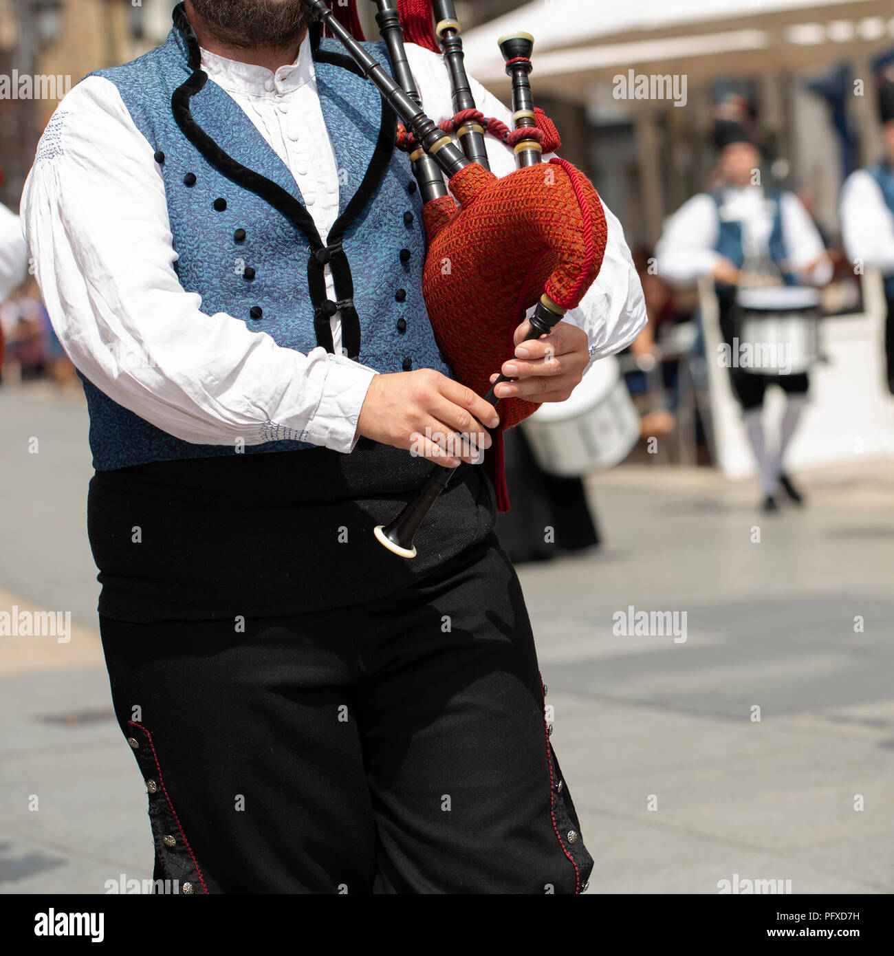 Man playing bagpipe, spanish traditional dance group Stock Photo Alamy