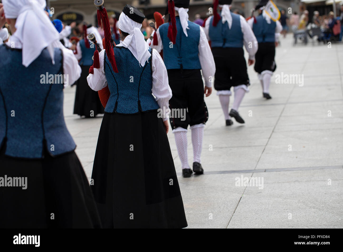 Rear view of a spanish traditional dance group Stock Photo Alamy