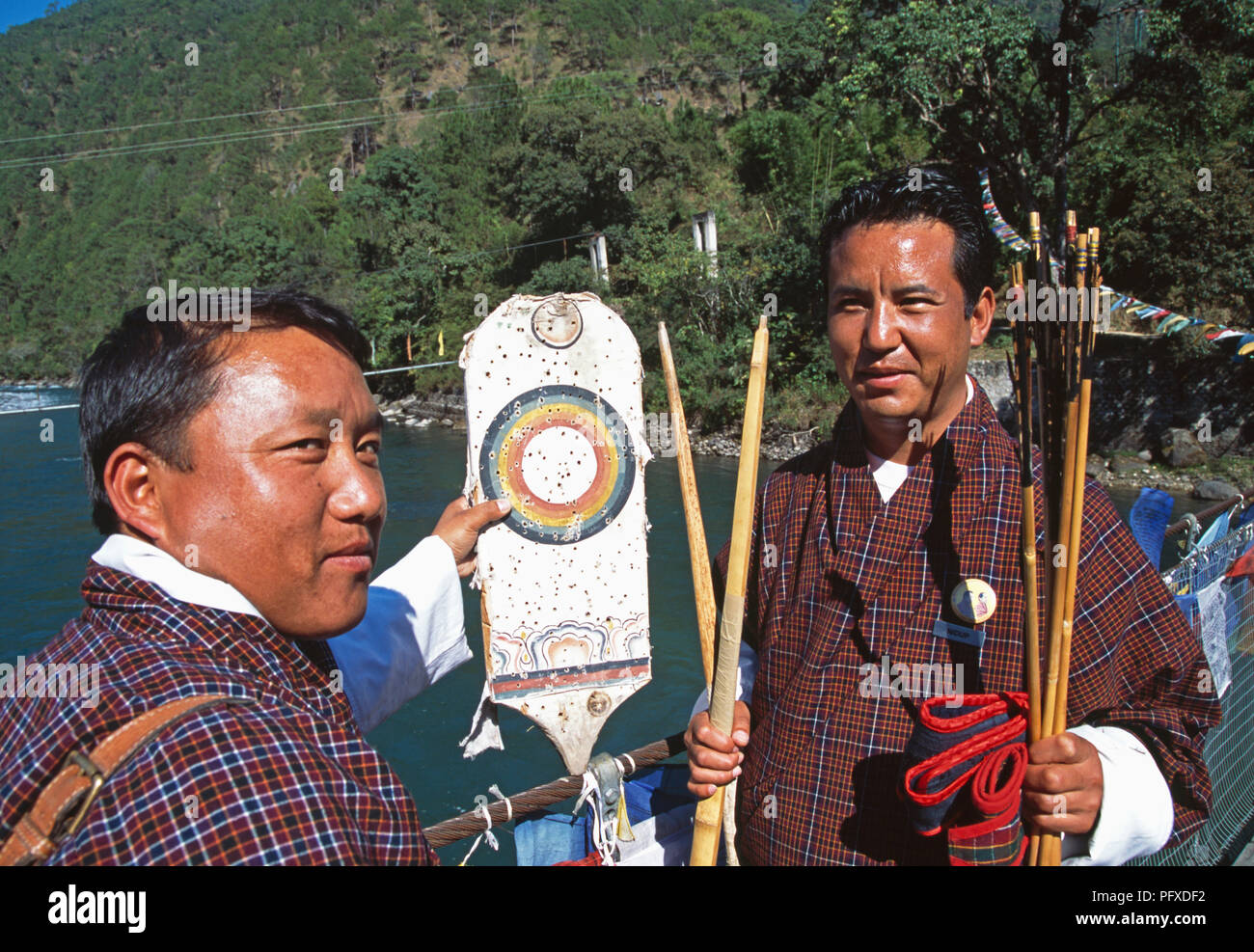 Archers and target in the Mo Chhu Valley in upper Punakha valley in Bhutan         FOR EDITORIAL USE ONLY Stock Photo