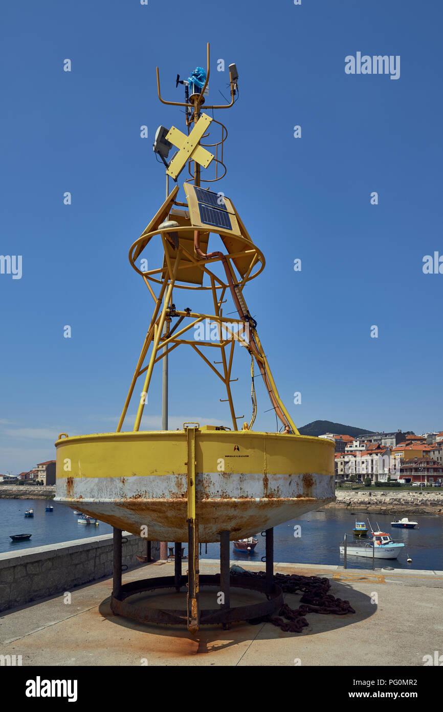 Floating solar sea hi-res stock photography and images - Alamy