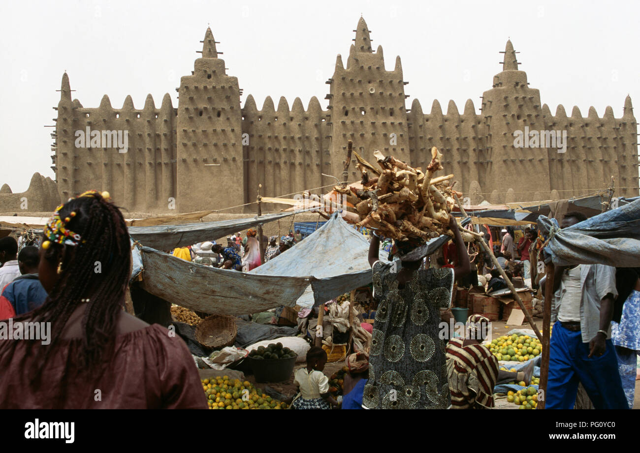 Monday market at The Great Mosque in Djenne, Mali                FOR EDITORIAL USE ONLY Stock Photo
