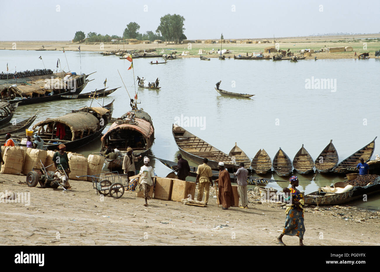 Pirogues on the river Niger near Mopti in Mali                FOR EDITORIAL USE ONLY Stock Photo