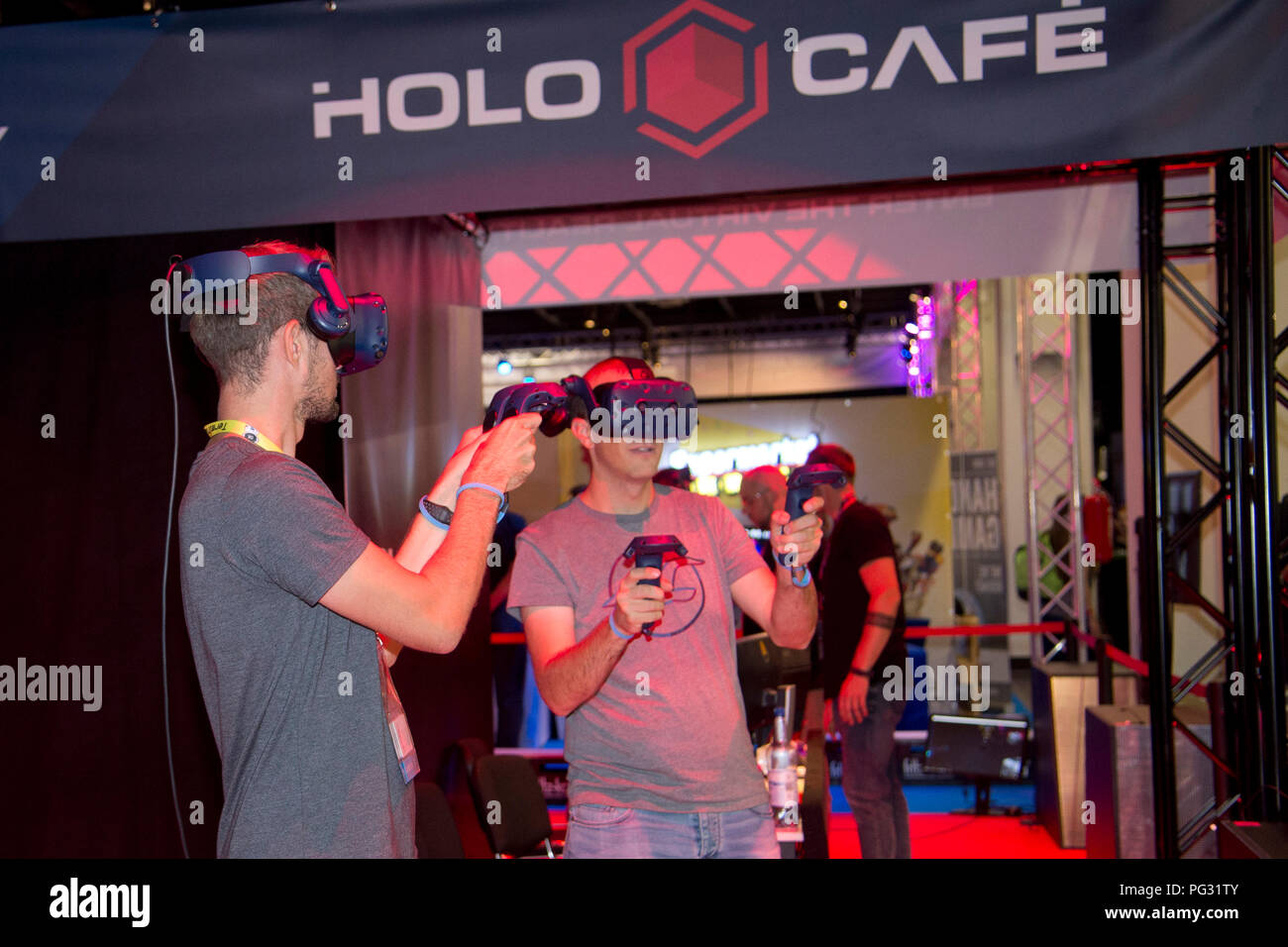 First person shooter vr hi-res stock photography and images - Alamy