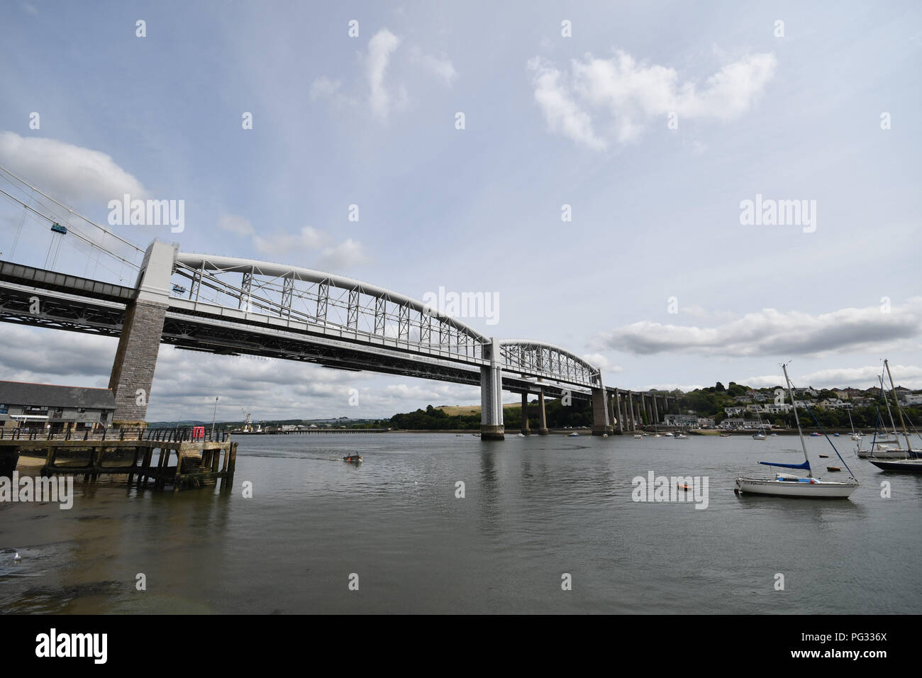 Saltash, Cornwall, UK. 23rd Aug, 2018. UK Weather. Sunny luchtime at Saltash. Credit: Simon Maycock/Alamy Live News Stock Photo
