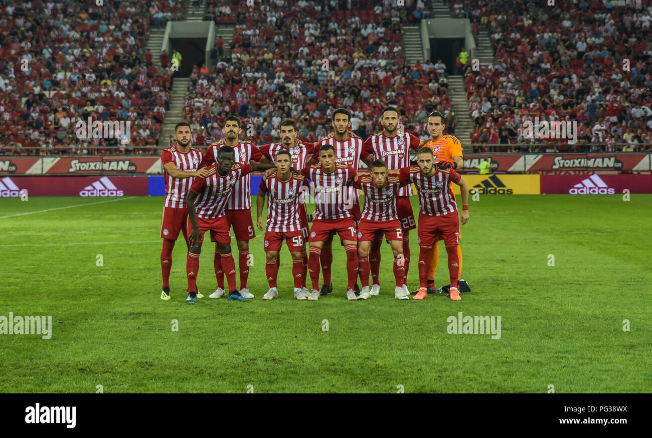 Burnley team hi-res stock photography and images - Alamy