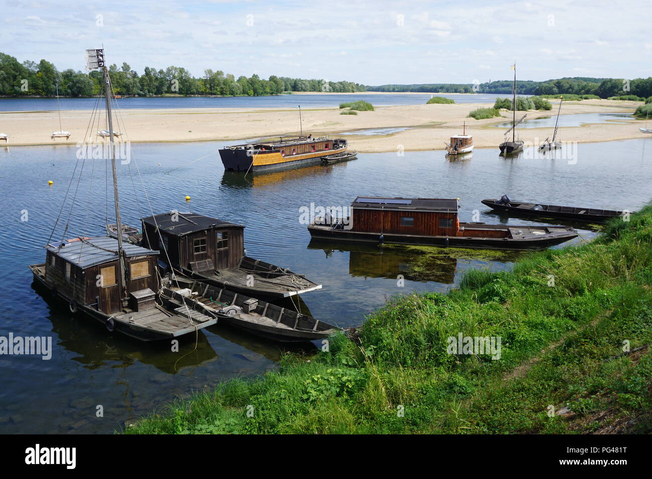 Old wooden boats hi-res stock photography and images - Alamy