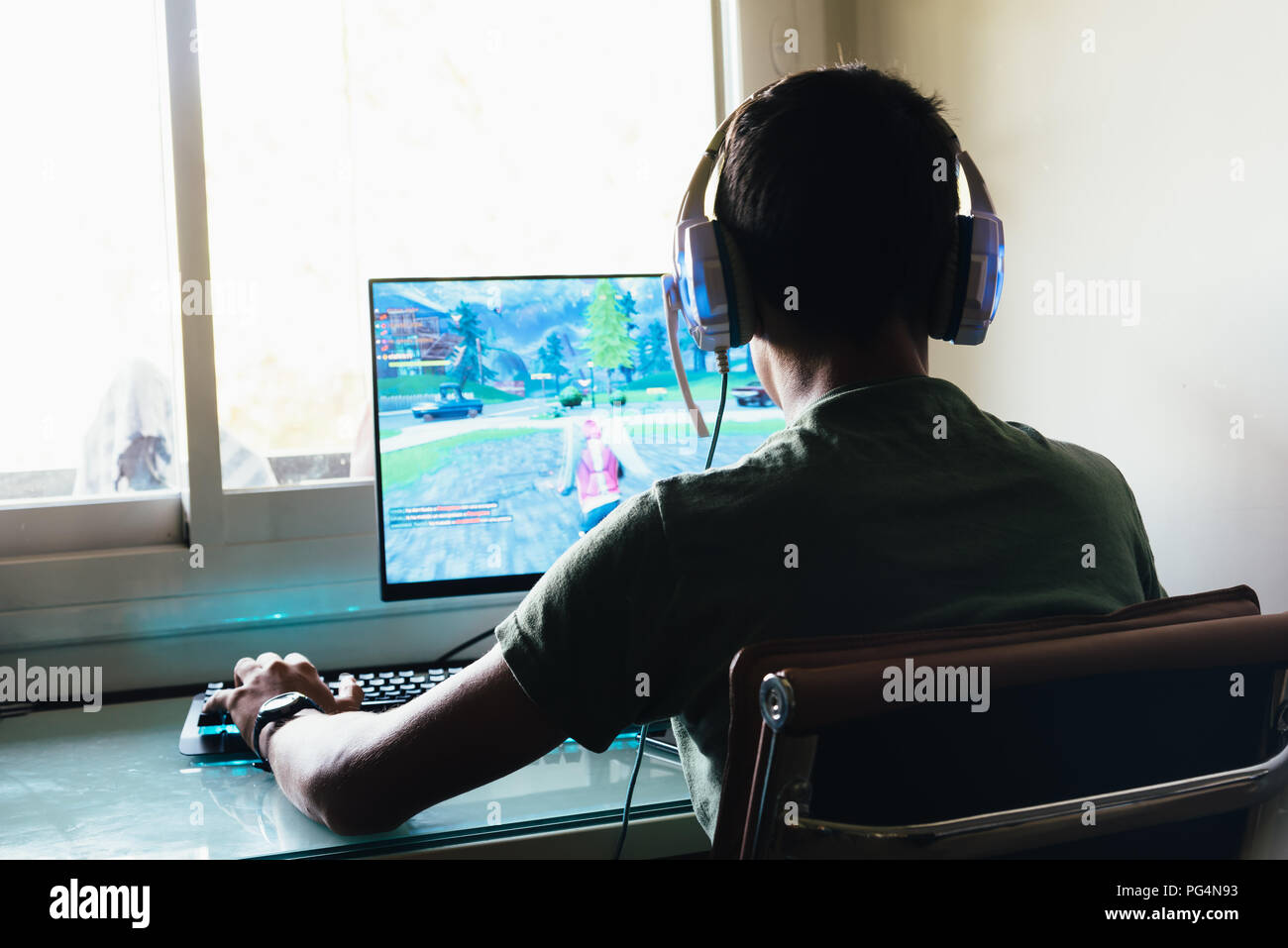 Teenager playing Minecraft multiplayer online game (MMO Stock Photo - Alamy