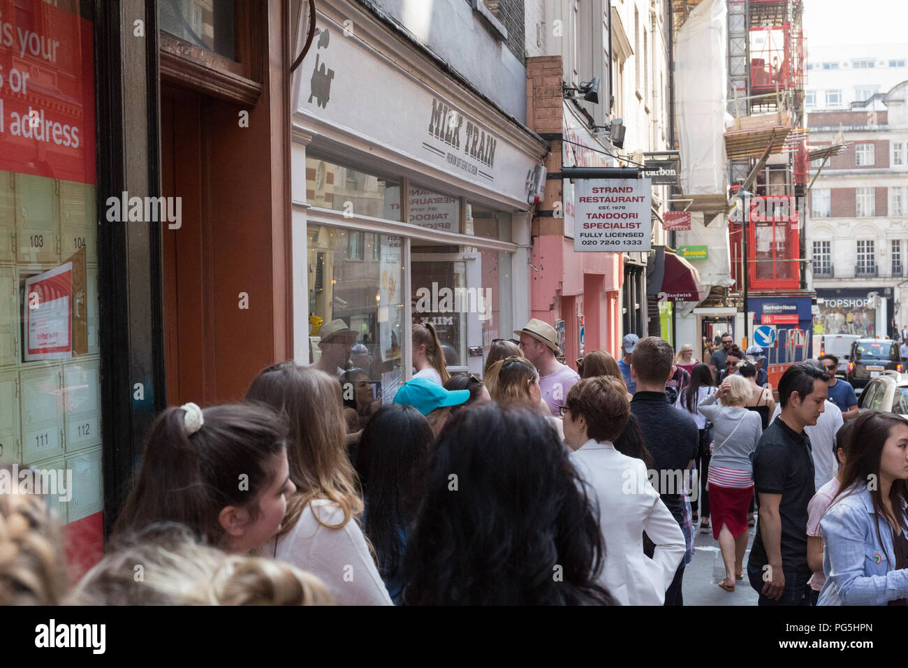 Milk train ice cream hires stock photography and images Alamy