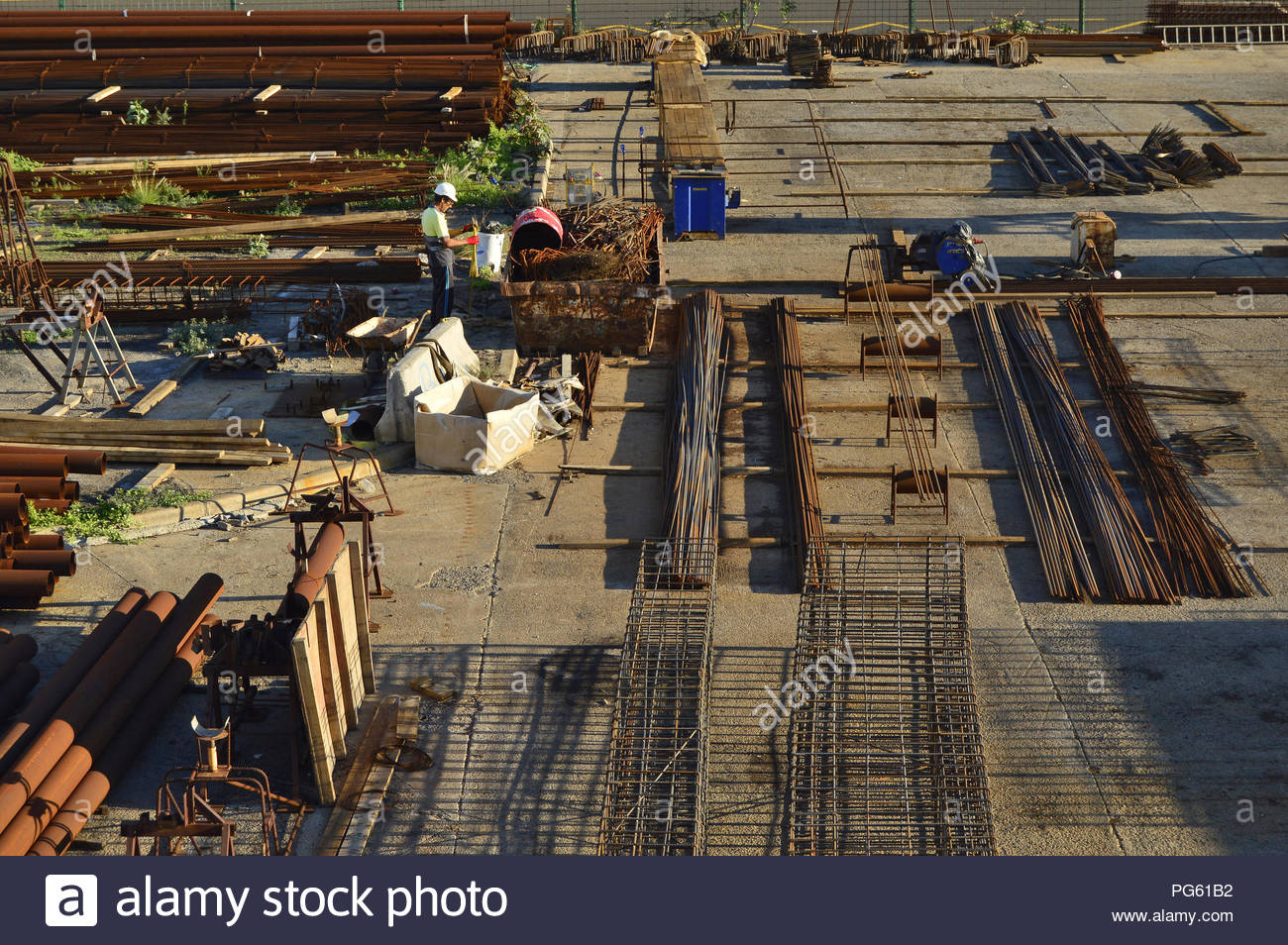 Steel Reinforcing Bar High Resolution Stock Photography and Images - Alamy