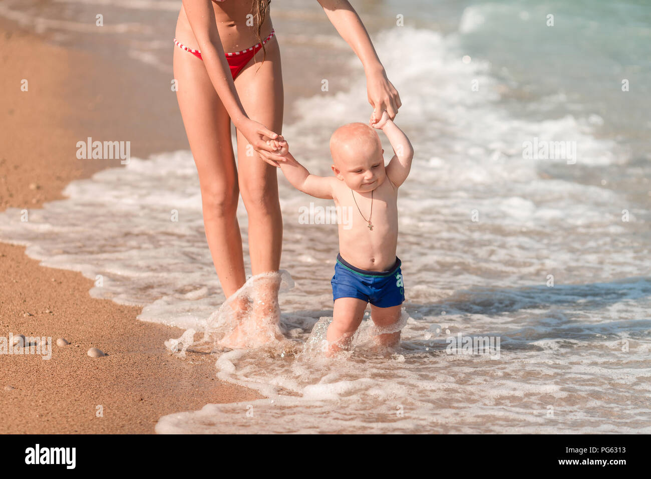 how long from first steps to walking