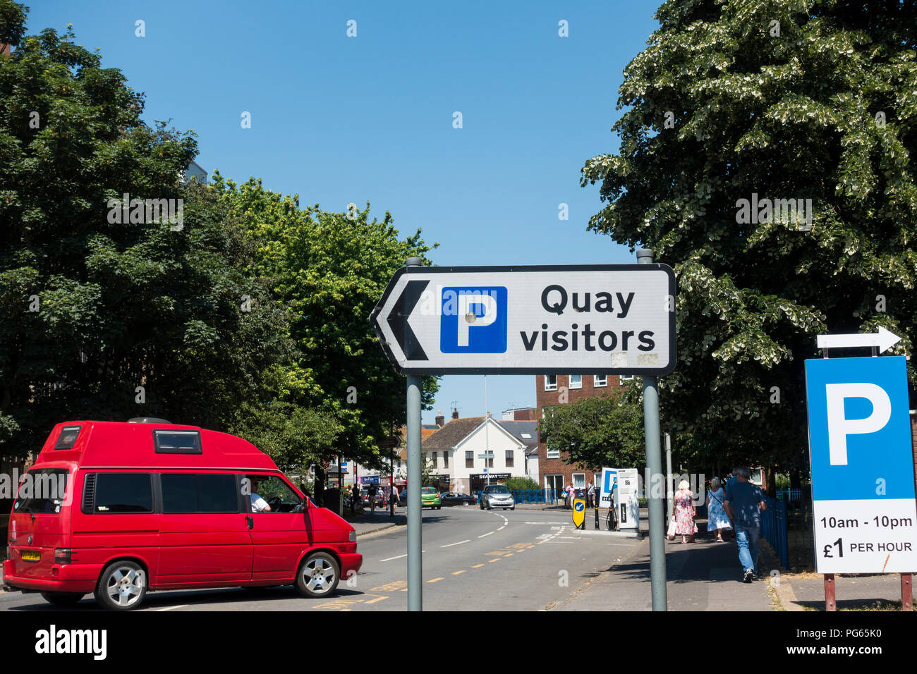 Parking signs uk hires stock photography and images Alamy