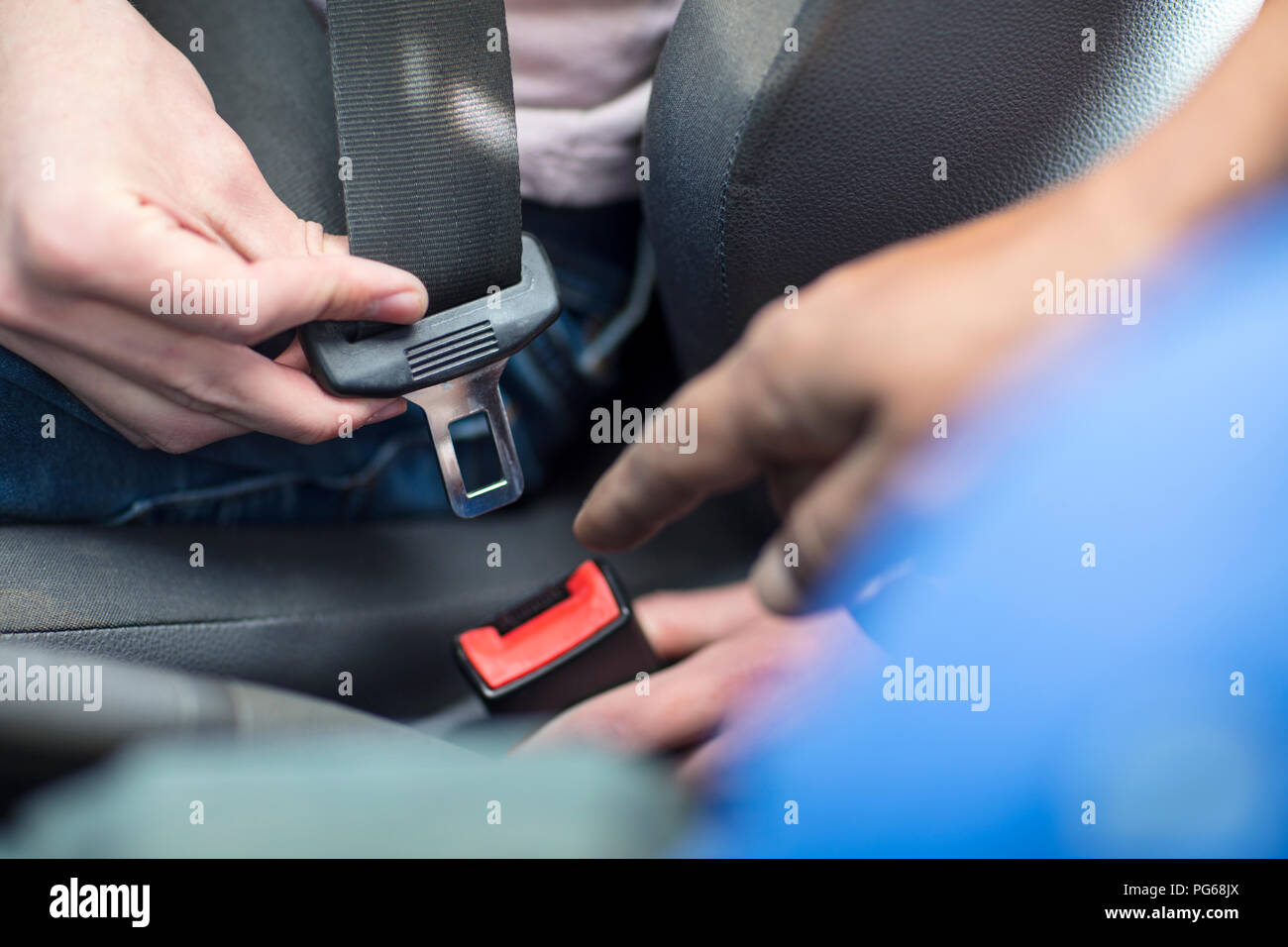 Safety belt hires stock photography and images Alamy