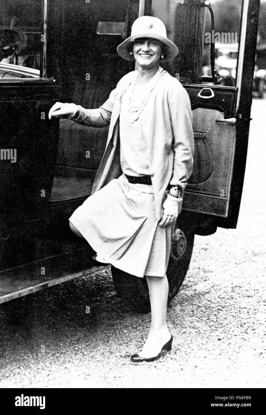 DK_CE046 : Coco Chanel - Iconic Images