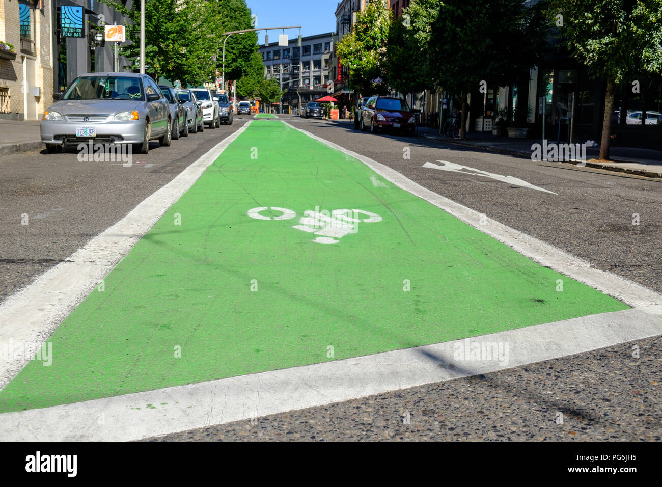 Green cycle path in downtown Portland, Oregon, USA Stock Photo Alamy