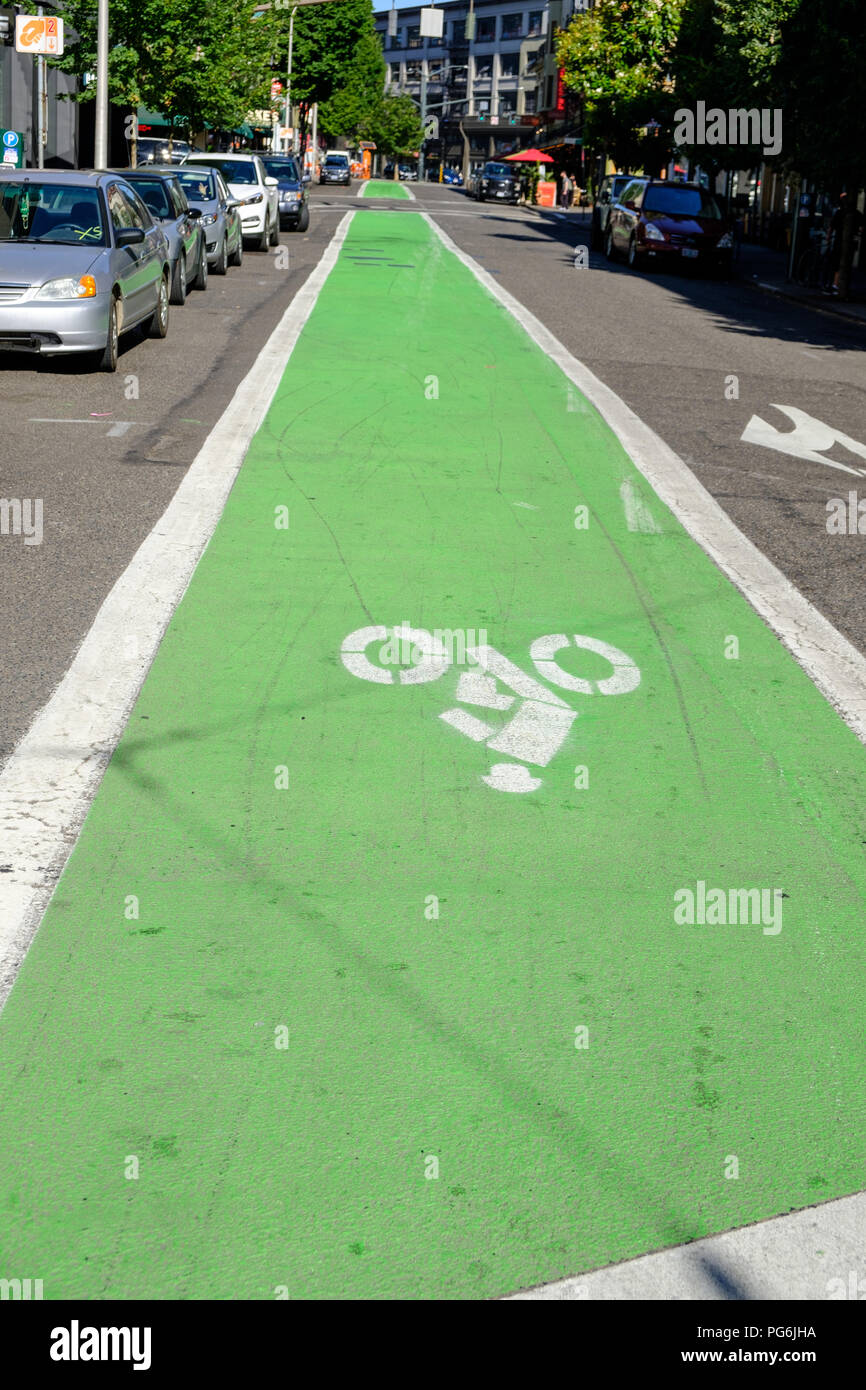 Green cycle path in downtown Portland, Oregon, USA Stock Photo Alamy