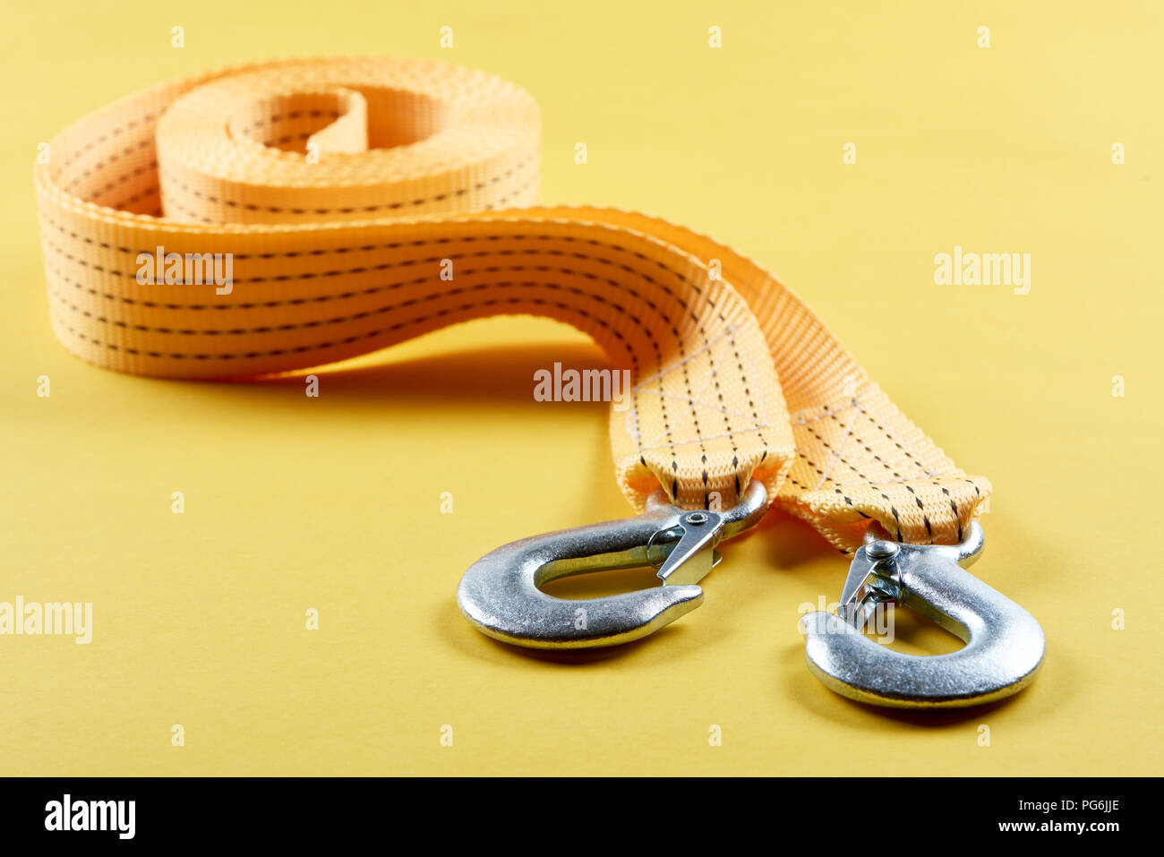 Car tow rope hires stock photography and images Alamy