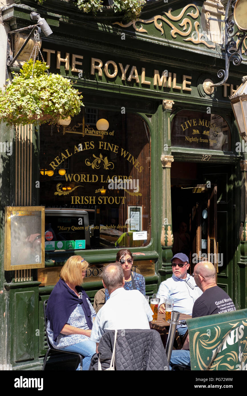 The exterior of The Royal Mile, a traditional bar on the Royal Mile