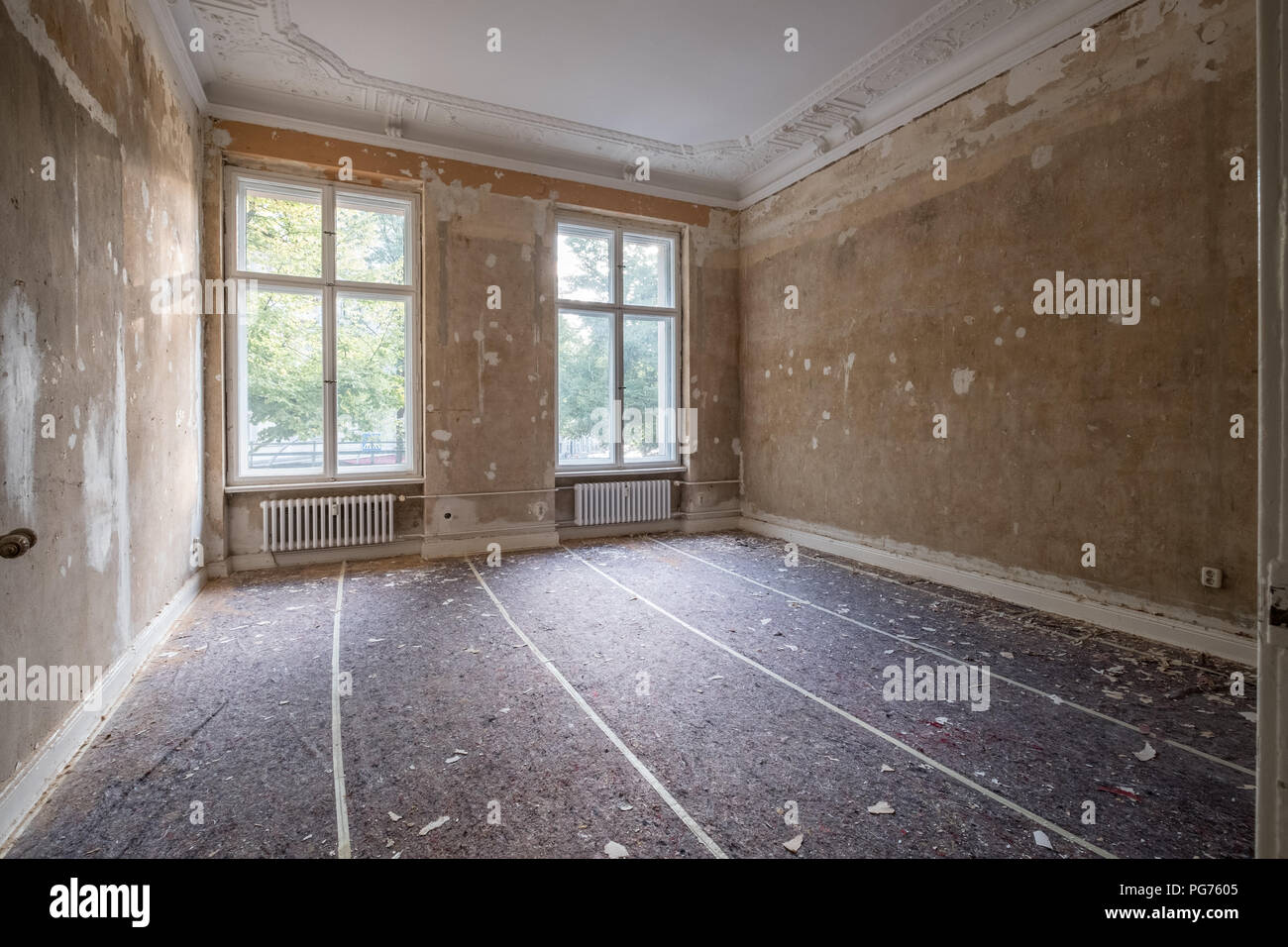 View of Snoqualmie tenants face eviction as company plans historic apartment ...