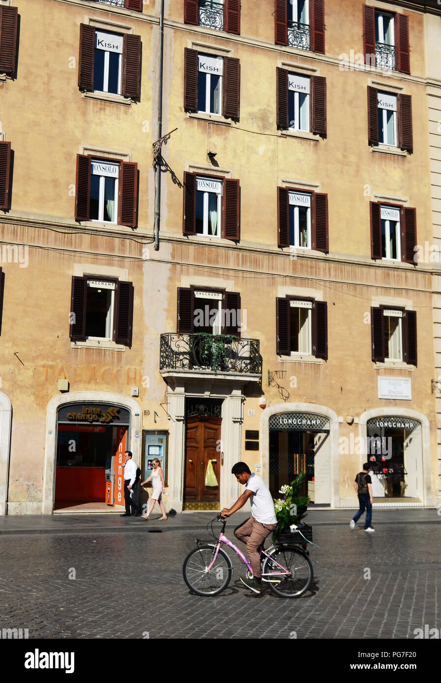 Delivery cycle hires stock photography and images Alamy