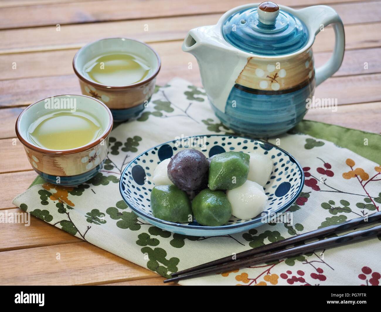 Korean food Songpyeon, half-moon-shaped rice cake Stock Photo - Alamy