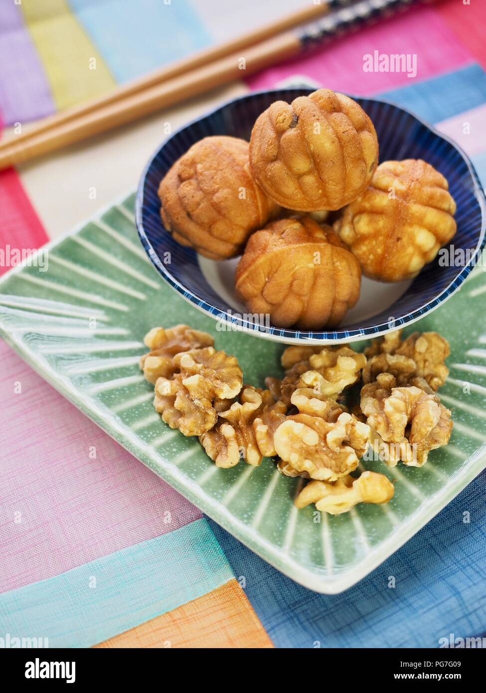 Korean Food Walnut Sweets Stock Photo - Alamy