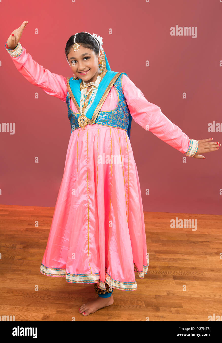 Portrait of a Young Kathak Classical Indian dancer in Costume Stock Photo -  Alamy