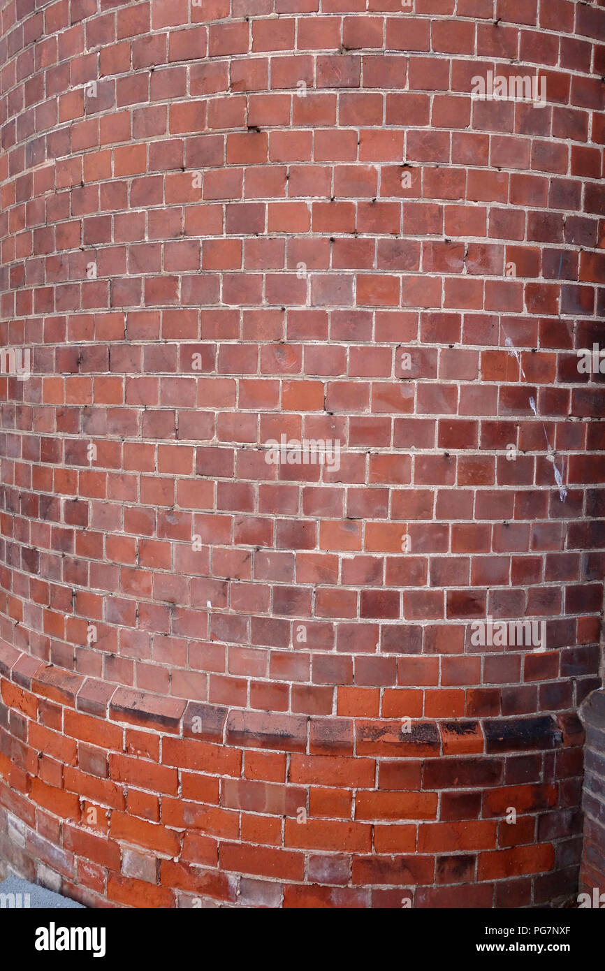 Curved brick wall hires stock photography and images Alamy