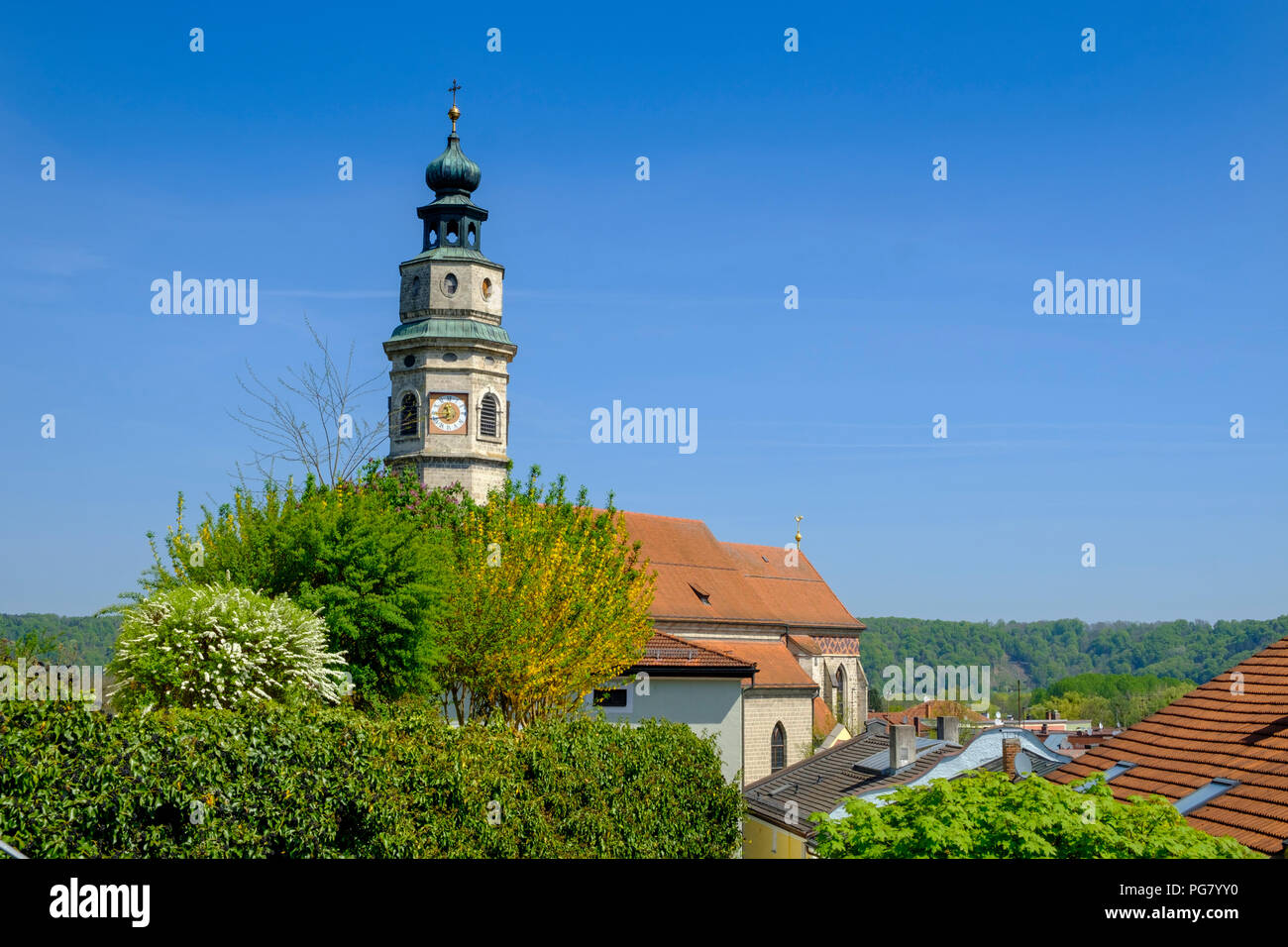 Germany, Bavaria, Upper Bavaria, Chiemgau, Rupertiwinkel, Tittmoning, Church of St Laurentius Stock Photo